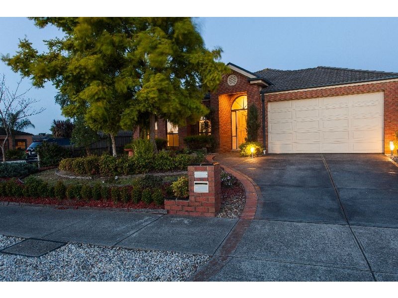 16 Teesdale Court, Narre Warren South VIC 3805