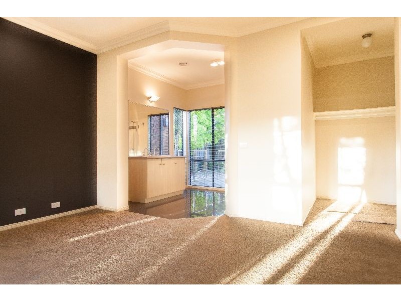 16 Teesdale Court, Narre Warren South VIC 3805