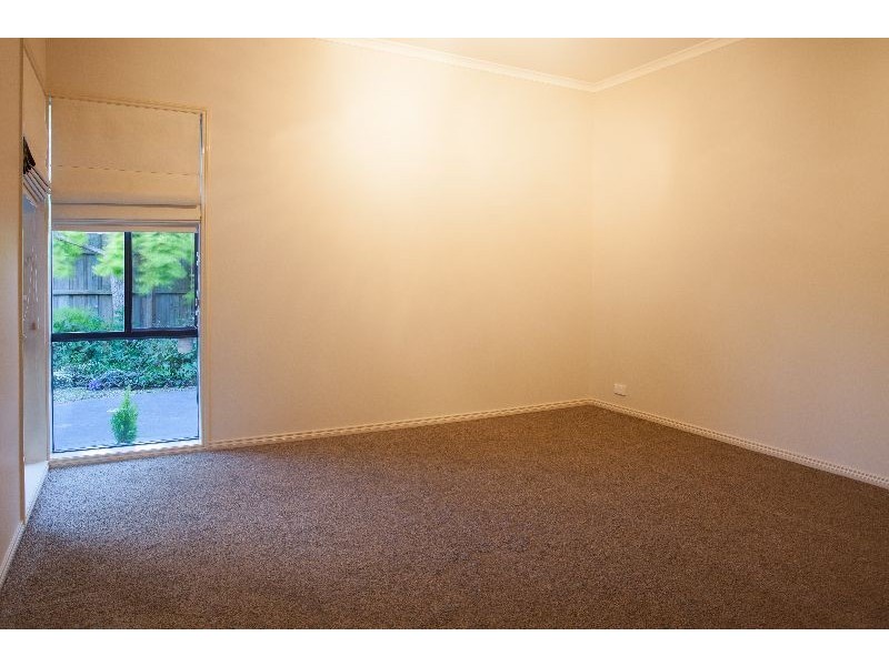 16 Teesdale Court, Narre Warren South VIC 3805