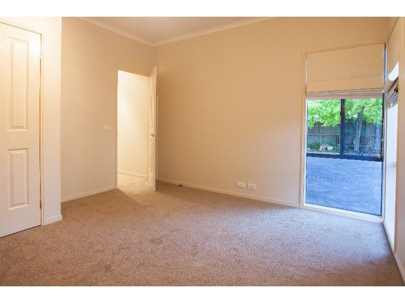 16 Teesdale Court, Narre Warren South VIC 3805