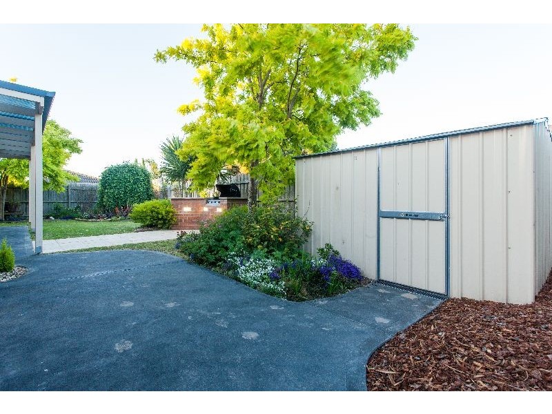 16 Teesdale Court, Narre Warren South VIC 3805