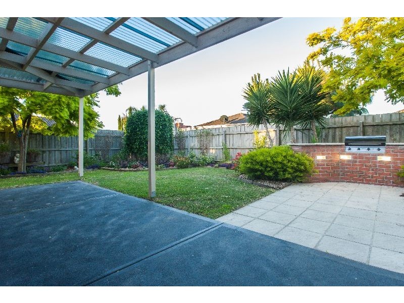 16 Teesdale Court, Narre Warren South VIC 3805