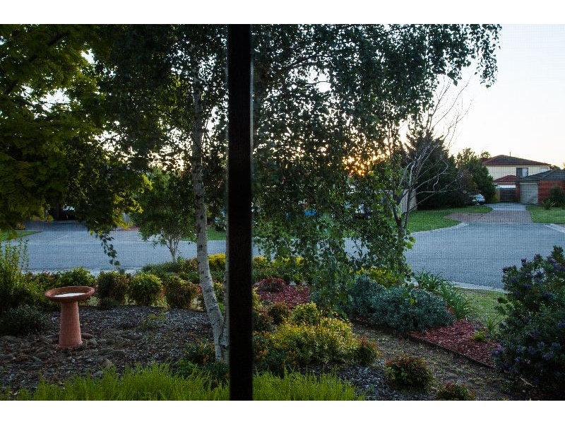 16 Teesdale Court, Narre Warren South VIC 3805