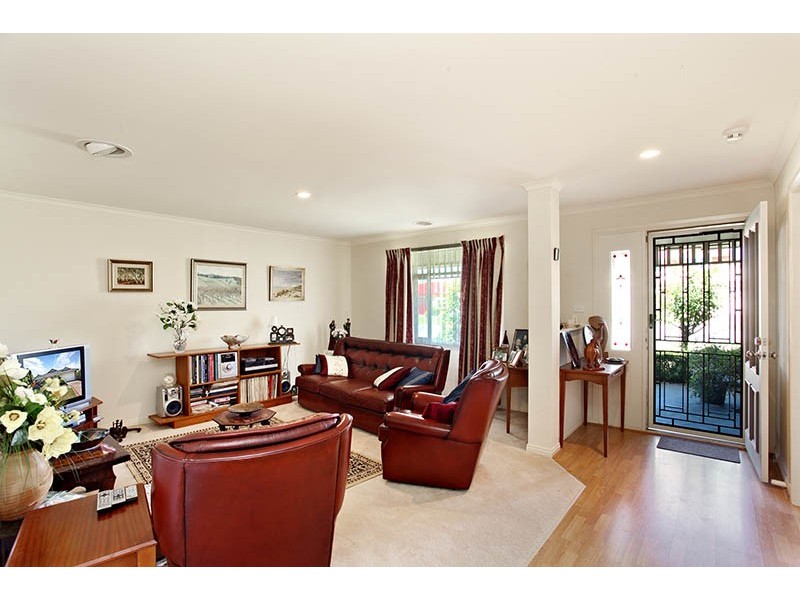 8 Plymtree Court, Narre Warren South VIC 3805