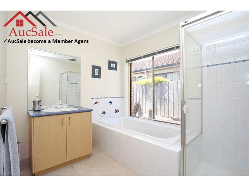 25 McCartney Drive, Narre Warren South VIC 3805