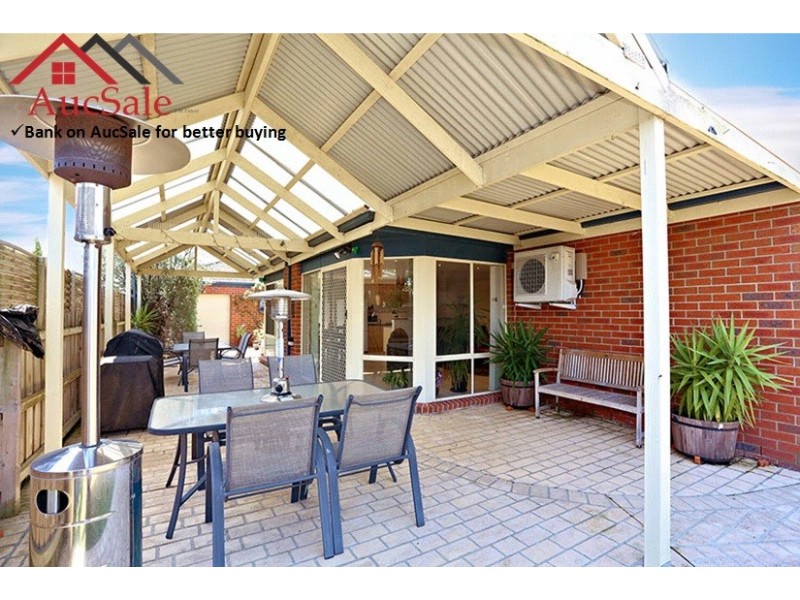 25 McCartney Drive, Narre Warren South VIC 3805