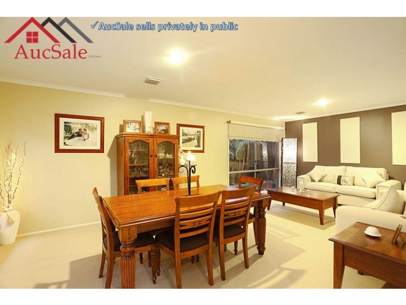 79 Hancock Drive, Berwick VIC 3806