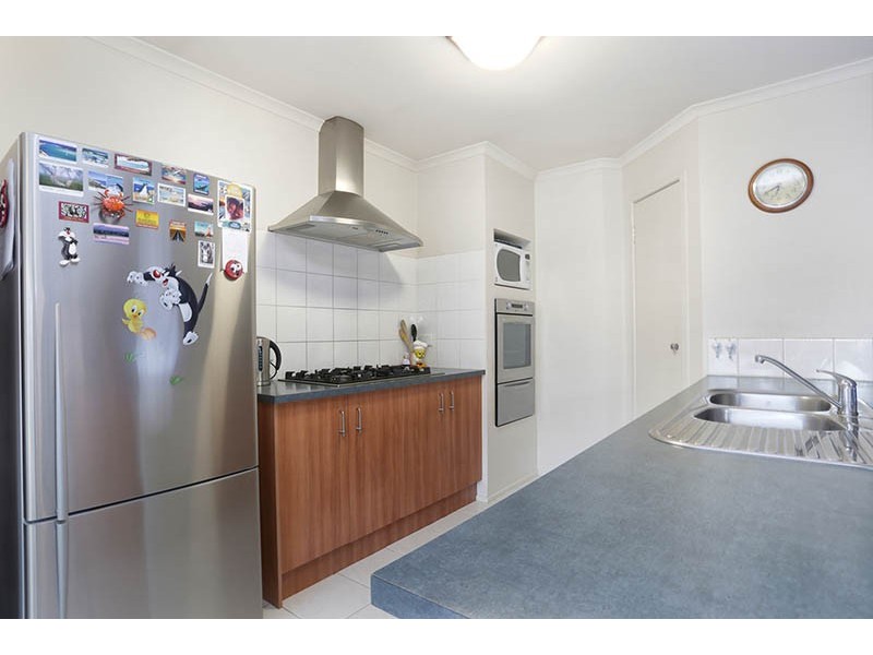 2 Dover Court, Narre Warren South VIC 3805