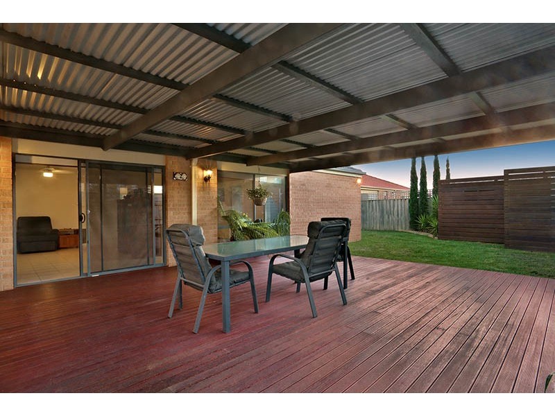 2 Dover Court, Narre Warren South VIC 3805