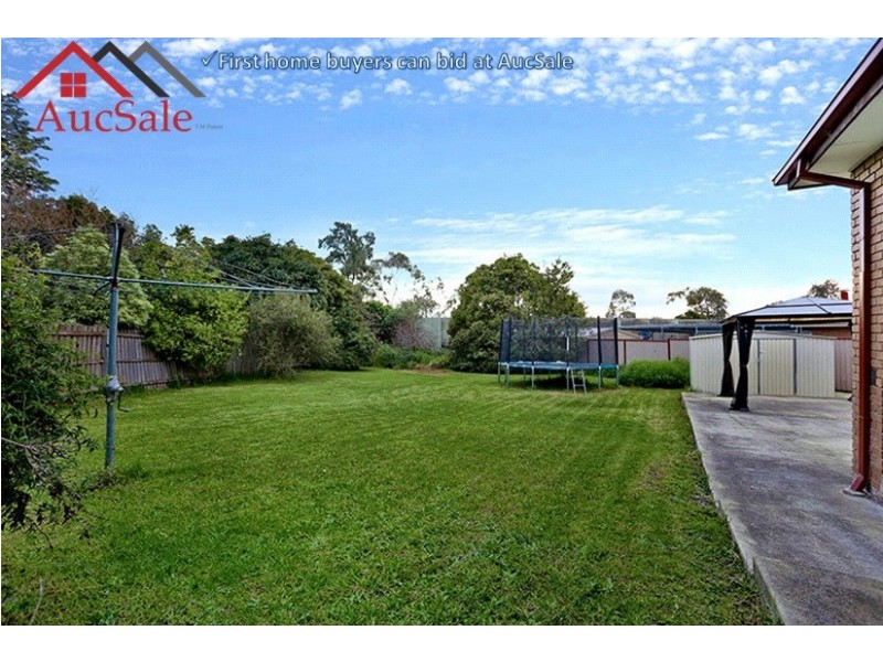 4 Rhus Close, Endeavour Hills VIC 3802