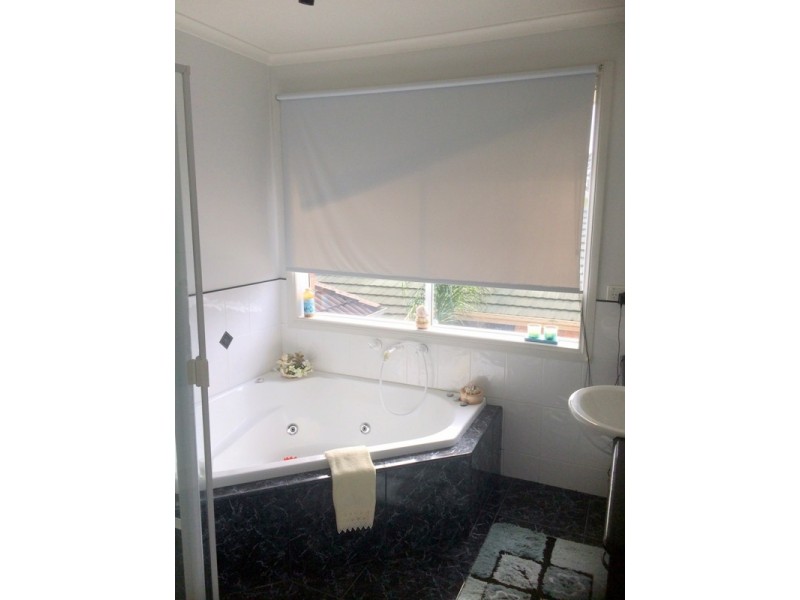 8 Walcott Place, Narre Warren South VIC 3805