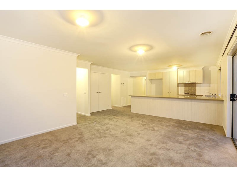 88 Henry Road, Pakenham VIC 3810