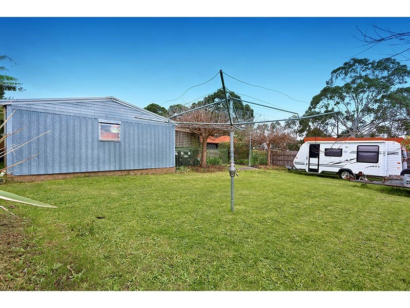 4 Coulson Avenue, Eumemmerring VIC 3177