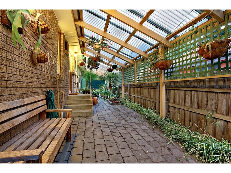 4 Coulson Avenue, Eumemmerring VIC 3177