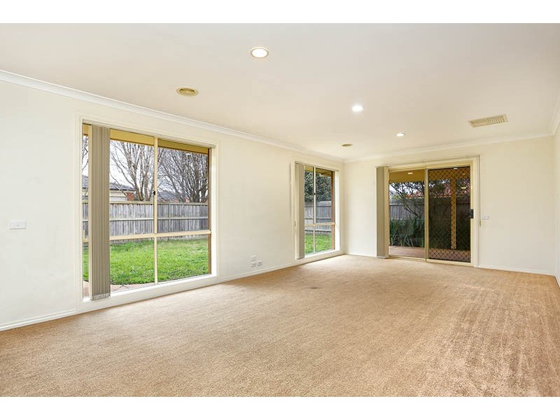 9 Napier Way, Narre Warren South VIC 3805