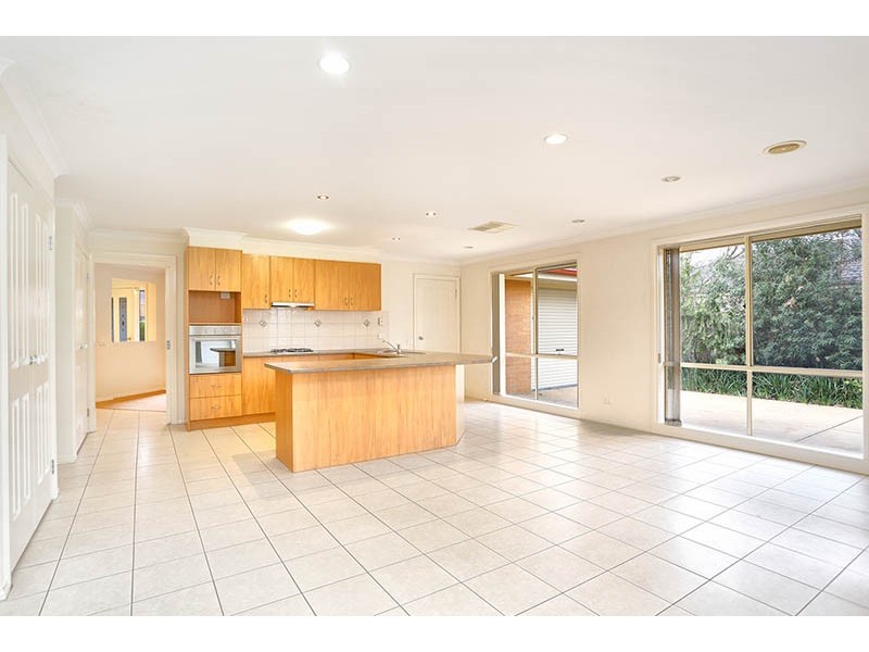 9 Napier Way, Narre Warren South VIC 3805