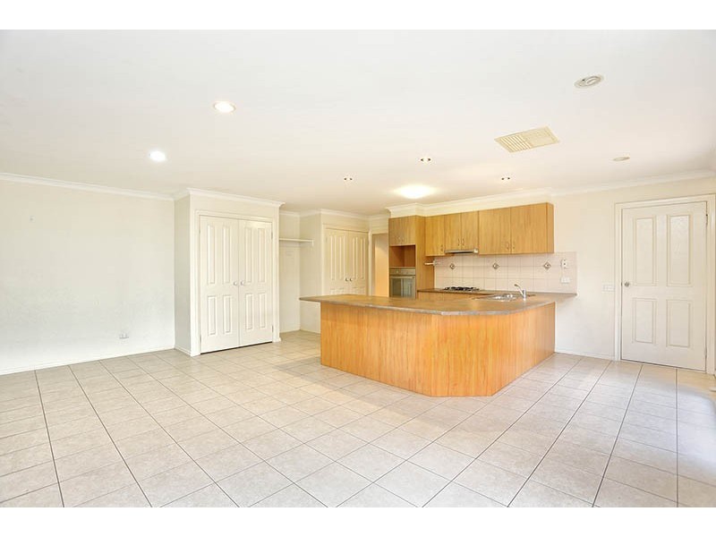 9 Napier Way, Narre Warren South VIC 3805