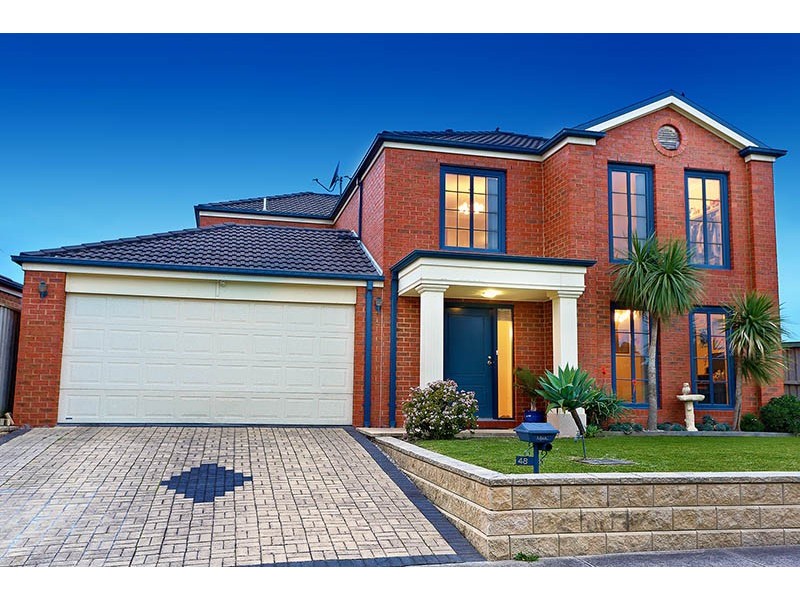 48 Chatswood Drive, Narre Warren South VIC 3805