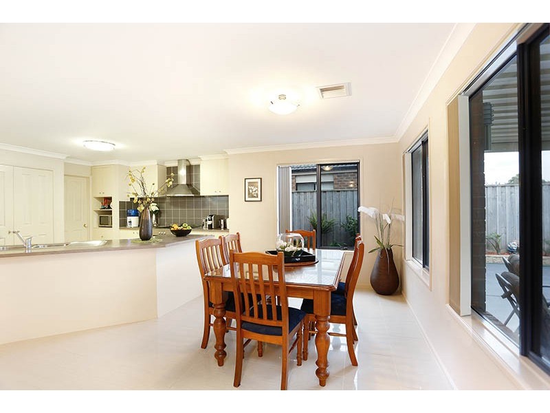 48 Chatswood Drive, Narre Warren South VIC 3805