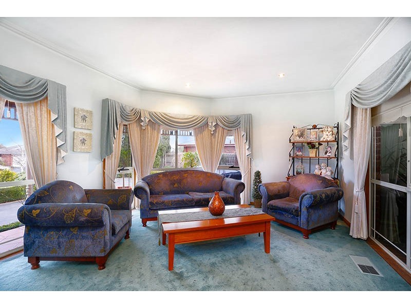 29 Southern Boulevard, Narre Warren South VIC 3805