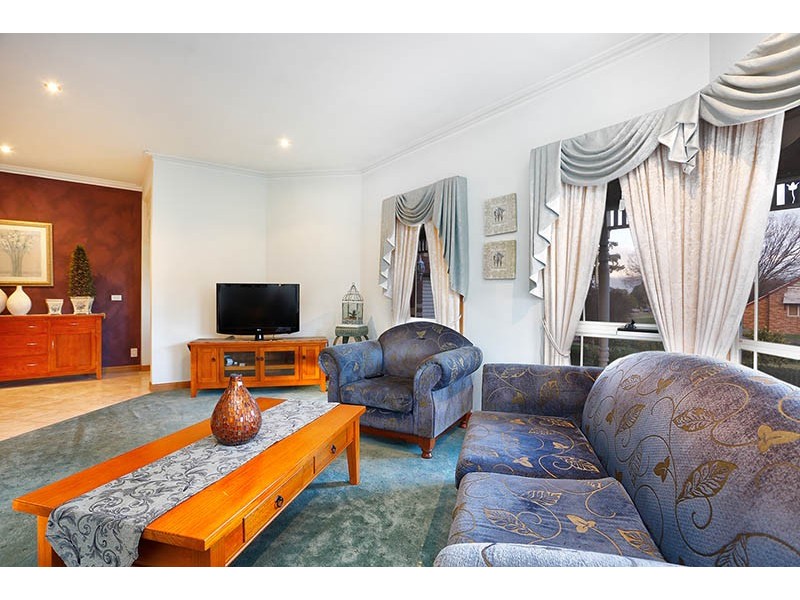 29 Southern Boulevard, Narre Warren South VIC 3805