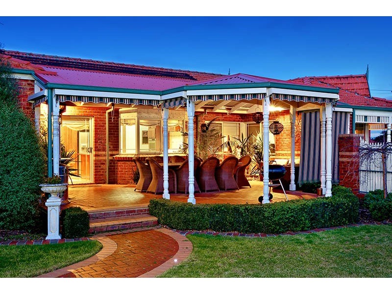 29 Southern Boulevard, Narre Warren South VIC 3805