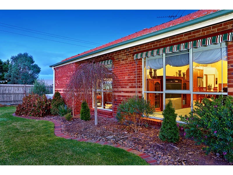 29 Southern Boulevard, Narre Warren South VIC 3805