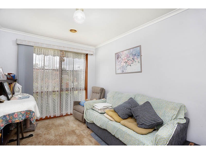 13 Glenbourne Road, Cranbourne VIC 3977