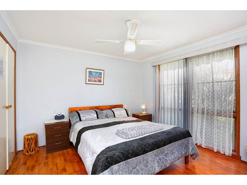 13 Glenbourne Road, Cranbourne VIC 3977