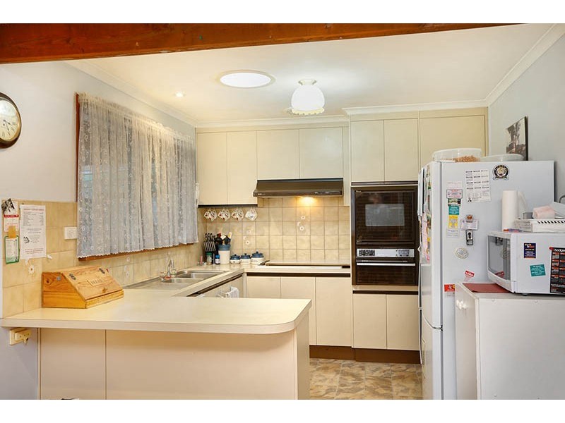 13 Glenbourne Road, Cranbourne VIC 3977