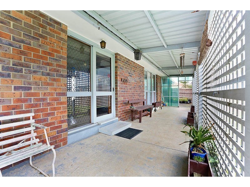 13 Glenbourne Road, Cranbourne VIC 3977