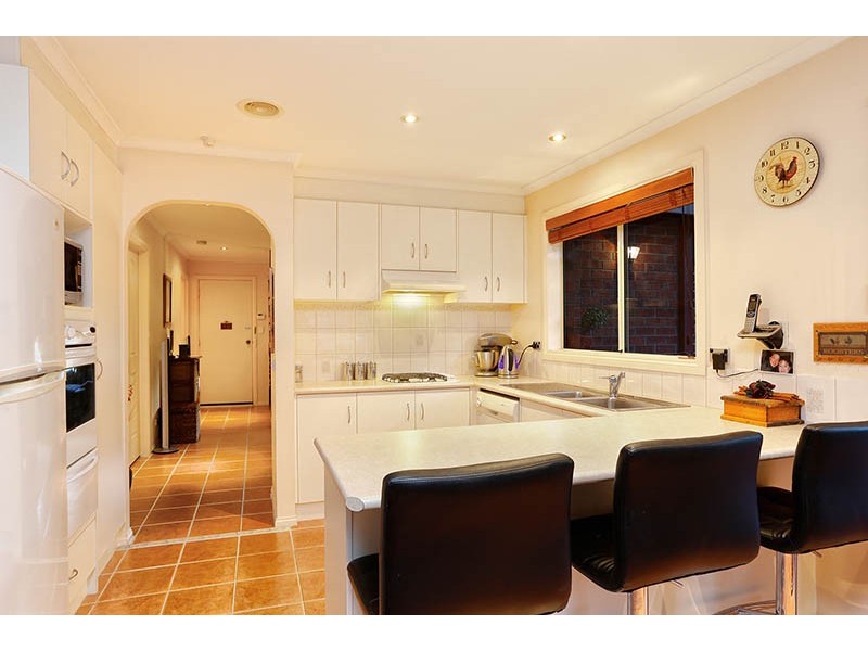 2 Lennon Court, Narre Warren South VIC 3805