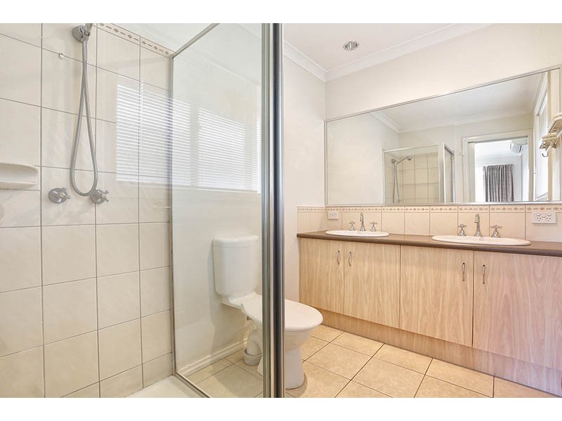 21 Napier Way, Narre Warren South VIC 3805