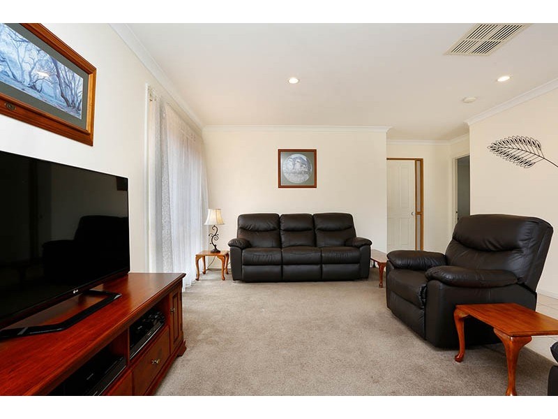 21 Napier Way, Narre Warren South VIC 3805