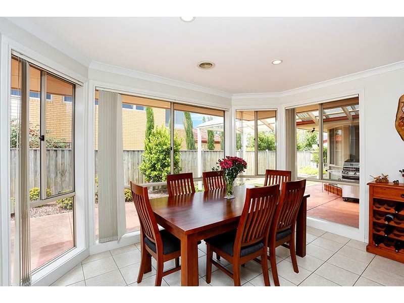 21 Napier Way, Narre Warren South VIC 3805