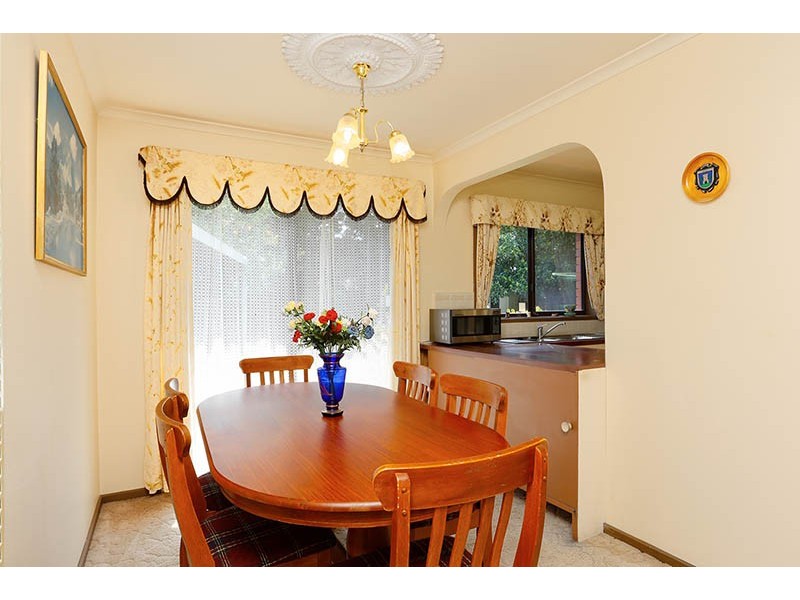 3 Fosters Court, Cranbourne North VIC 3977