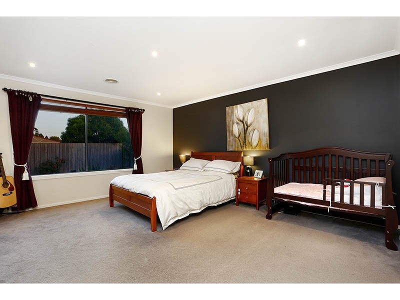 2 St Remy Court, Narre Warren South VIC 3805