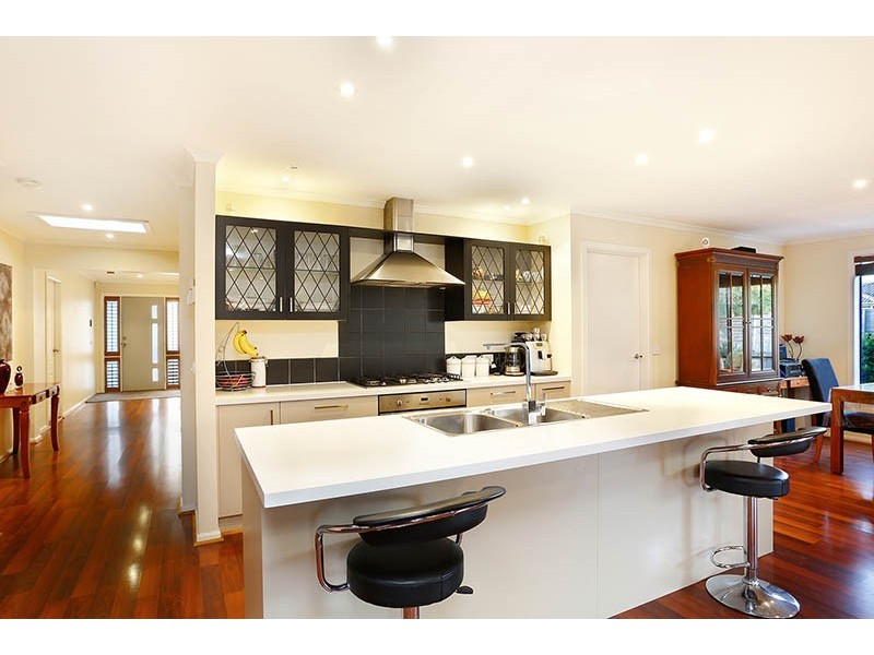 2 St Remy Court, Narre Warren South VIC 3805
