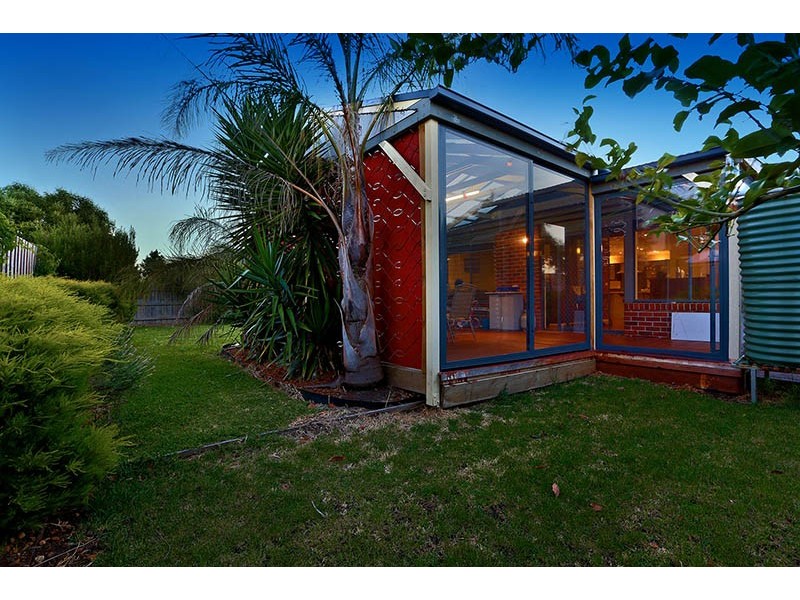 2 St Remy Court, Narre Warren South VIC 3805