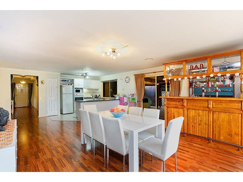 13 Lady Penrhyn Court, Cranbourne West VIC 3977