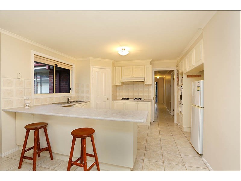 9 Pembury Court, Narre Warren South VIC 3805