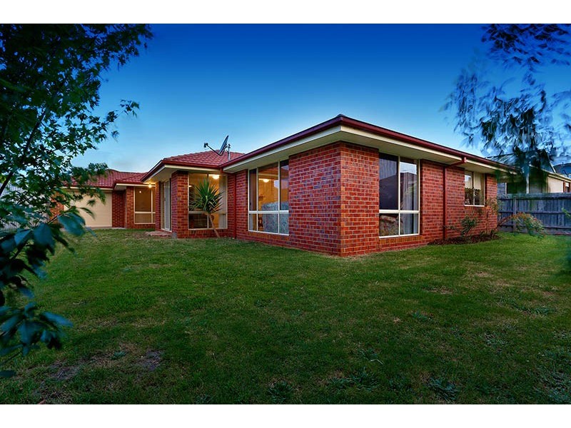 9 Pembury Court, Narre Warren South VIC 3805