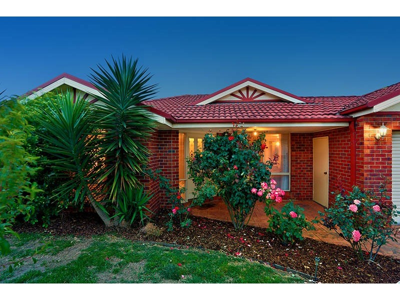 9 Pembury Court, Narre Warren South VIC 3805