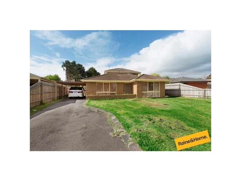 33 Greenacre Court, Narre Warren VIC 3805