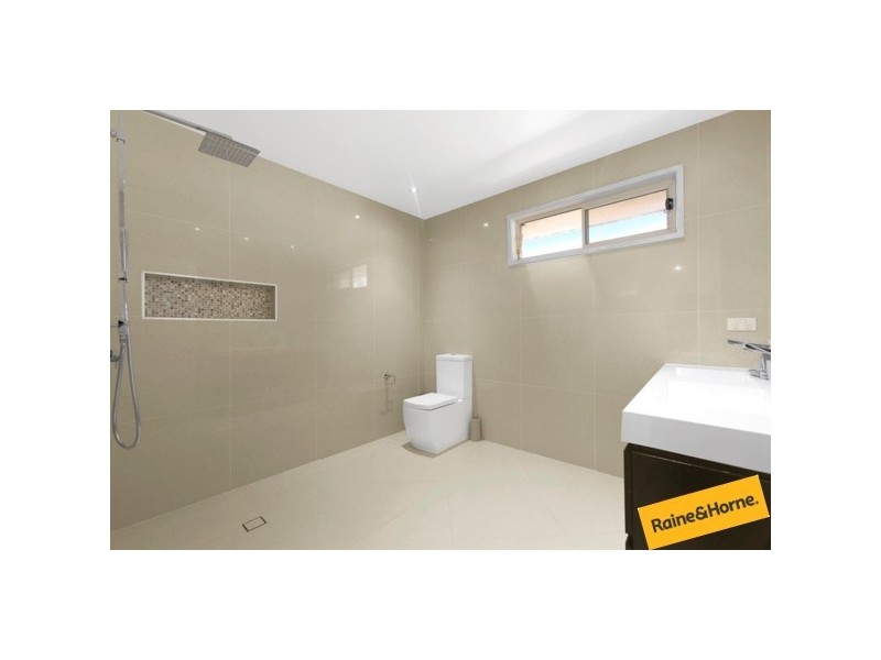 33 Greenacre Court, Narre Warren VIC 3805