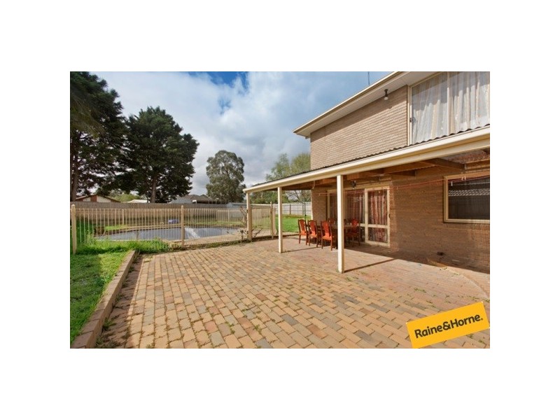 33 Greenacre Court, Narre Warren VIC 3805