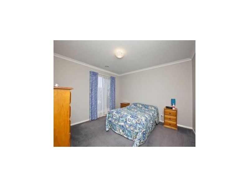 6 Dorset Court, Cranbourne North VIC 3977