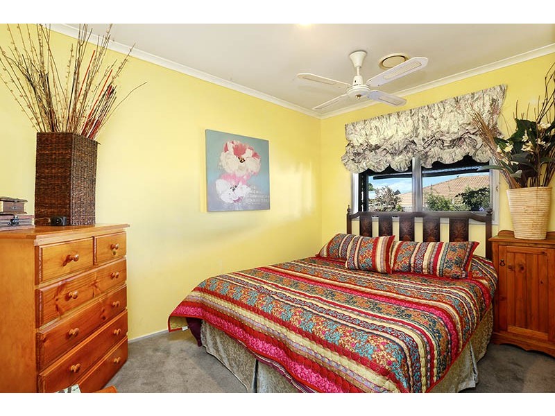 33 Lakeview Drive, Narre Warren South VIC 3805