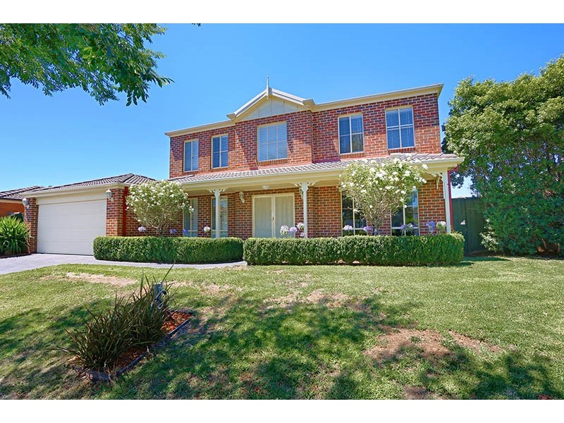 75 Robinswood Parade, Narre Warren South VIC 3805
