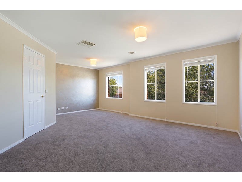 75 Robinswood Parade, Narre Warren South VIC 3805